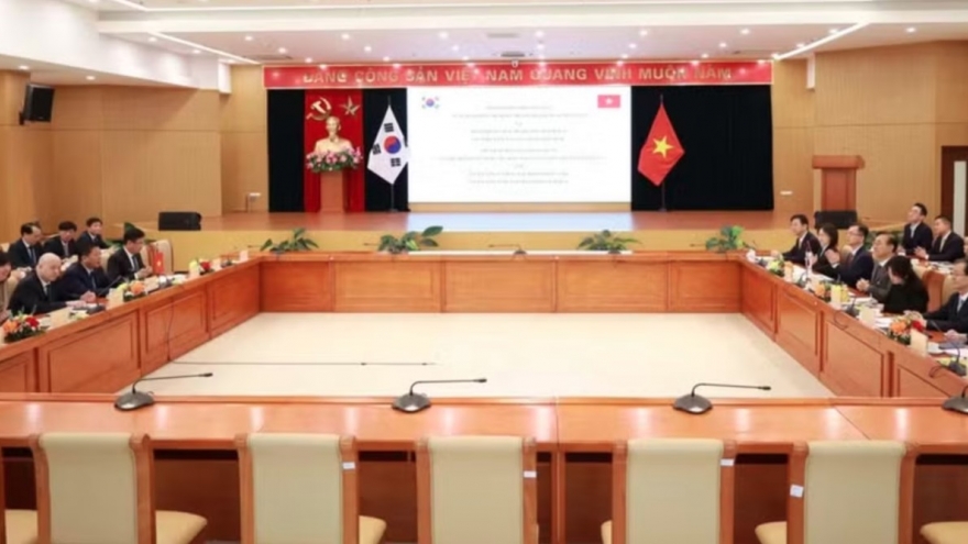 Vietnam, RoK step up cooperation in transport infrastructure